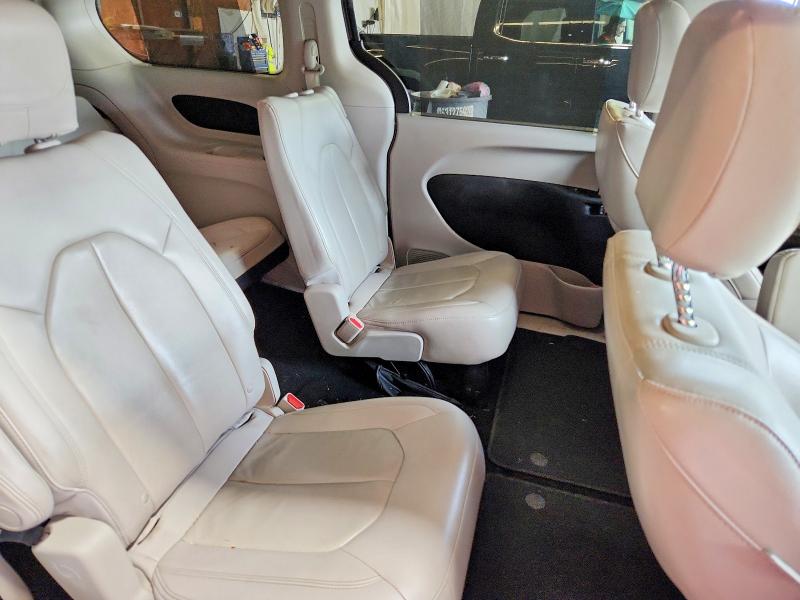 59662756 :رقم المزاد ، 2C4RC1BG9HR785537 vin ، 2017 Chrysler Pacifica مزاد بيع