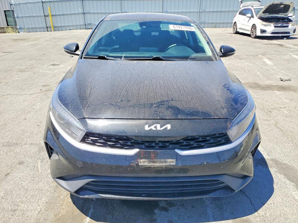 2023 Kia Forte მანქანა იყიდება აუქციონზე, vin: 3KPF24AD7PE552920, აუქციონის ნომერი: 61427936