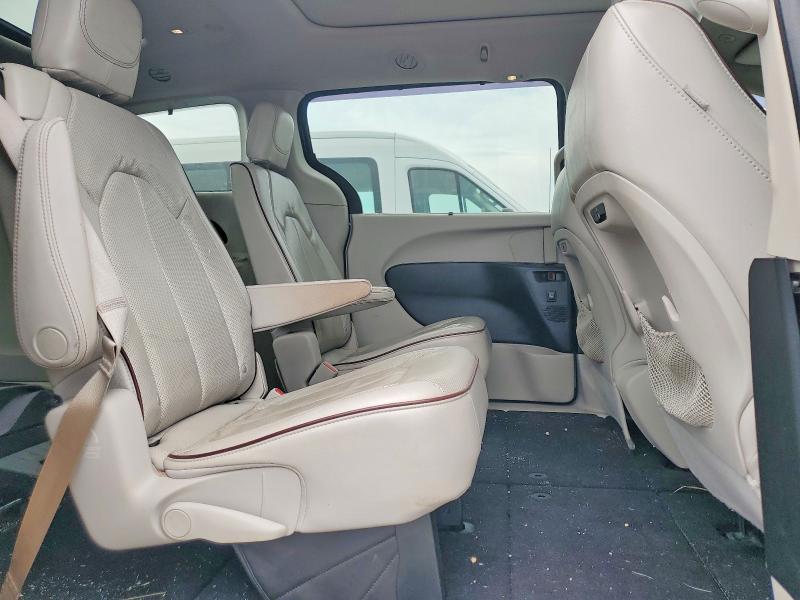 60134156 :رقم المزاد ، 2C4RC1GG8LR290165 vin ، 2020 Chrysler Pacifica مزاد بيع