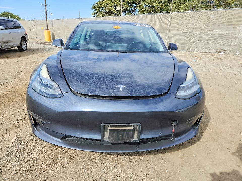 2017 Tesla Model 3 მანქანა იყიდება აუქციონზე, vin: 5YJ3E1EA5HF001261, აუქციონის ნომერი: 62686026
