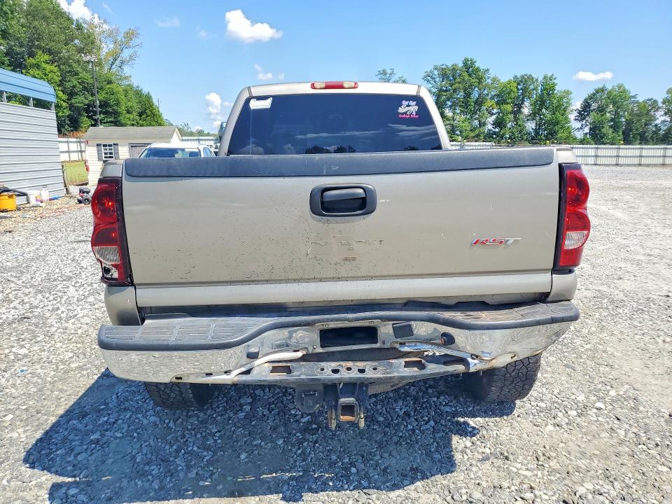 60788716 :رقم المزاد ، 1GCHC23U63F127504 vin ، 2003 Chevrolet Silverado مزاد بيع