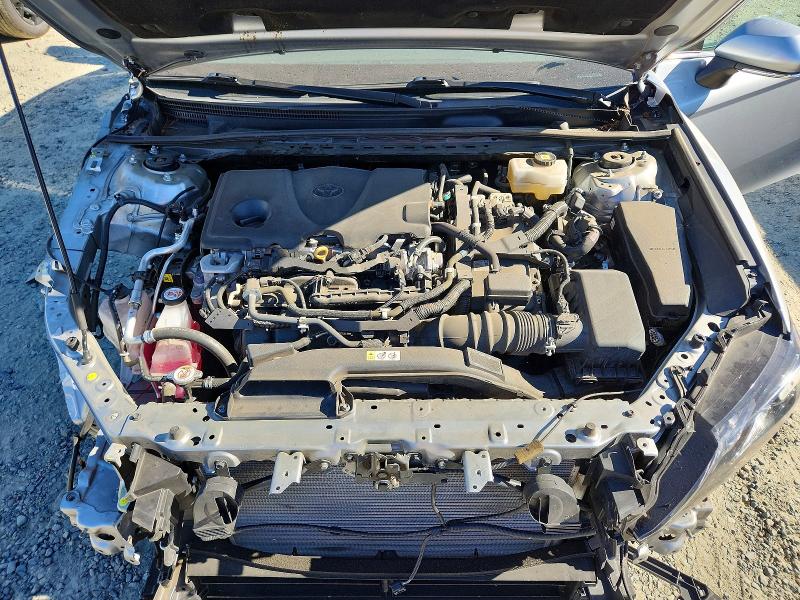 62348856 :رقم المزاد ، 4T1K31AK1MU556110 vin ، 2021 Toyota Camry مزاد بيع