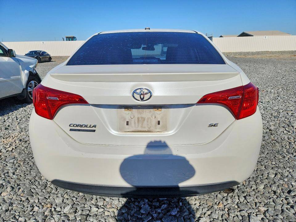 2017 Toyota Corolla მანქანა იყიდება აუქციონზე, vin: 5YFBURHE3HP646779, აუქციონის ნომერი: 61533596