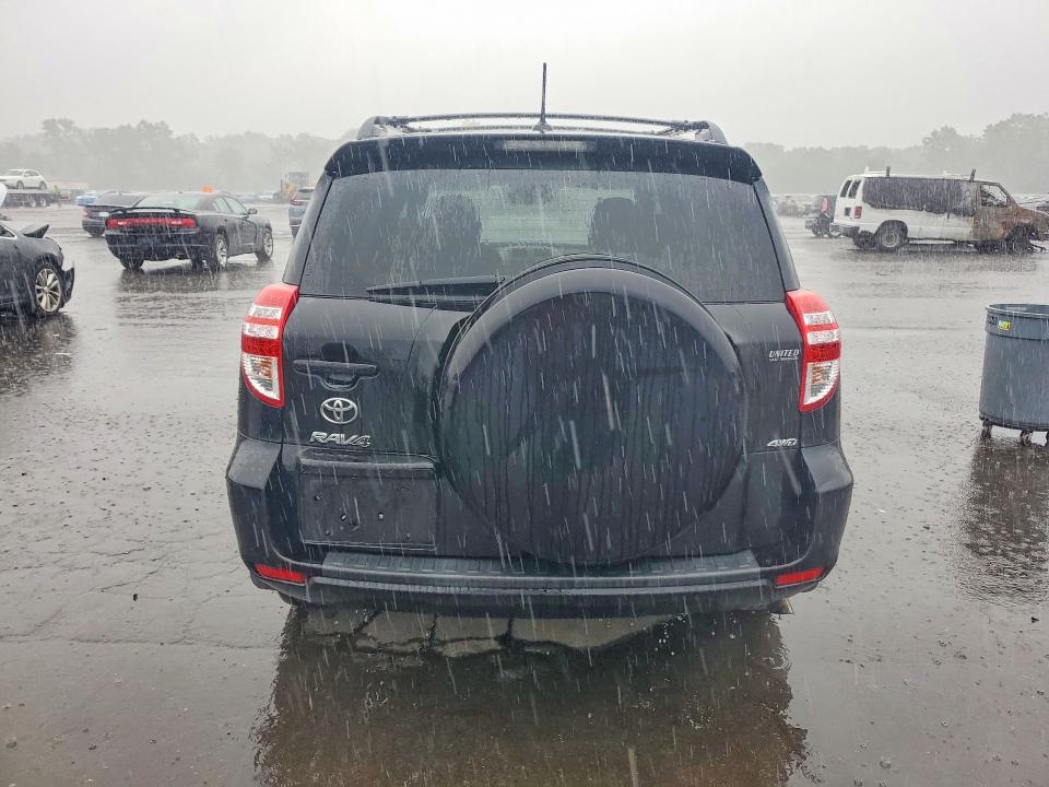 2011 Toyota Rav4 მანქანა იყიდება აუქციონზე, vin: 2T3BF4DV8BW115870, აუქციონის ნომერი: 63003366