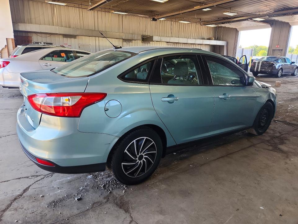 60938756 :رقم المزاد ، 1FAHP3F28CL308888 vin ، 2012 Ford Focus مزاد بيع