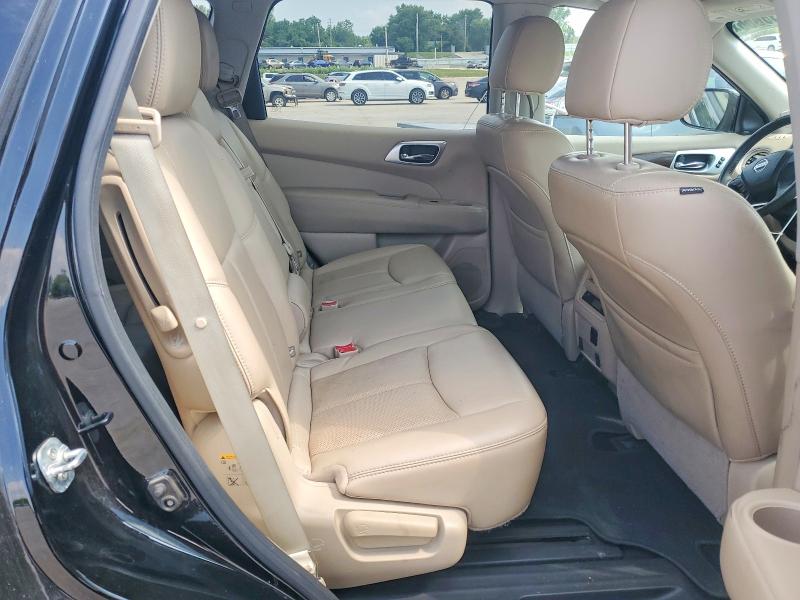Продажа на аукционе авто 2017 Nissan Pathfinder, vin: 5N1DR2MN7HC624439, номер лота: 61736696