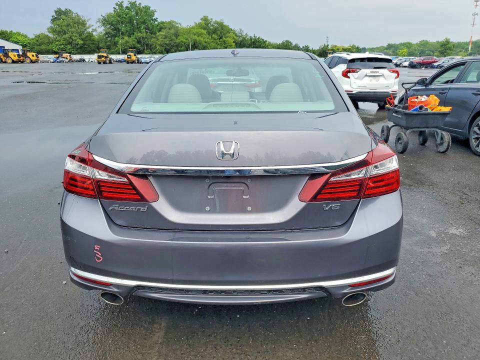 Aukcja sprzedaży 2017 Honda Accord, vin: 1HGCR3F84HA001077, numer aukcji: 59691366