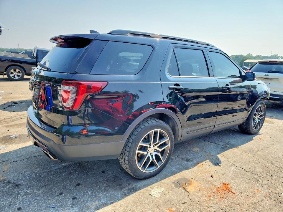 2017 Ford Explorer მანქანა იყიდება აუქციონზე, vin: 1FM5K8GT7HGC51028, აუქციონის ნომერი: 62208836