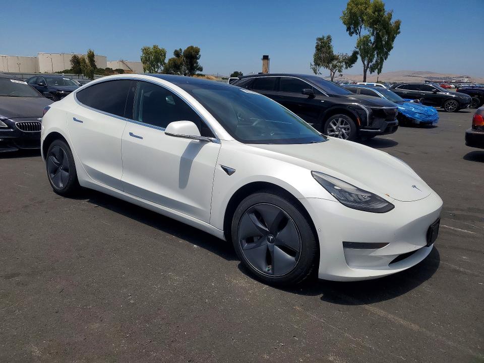 Продажа на аукционе авто 2020 Tesla Model 3, vin: 5YJ3E1EAXLF746998, номер лота: 59822066