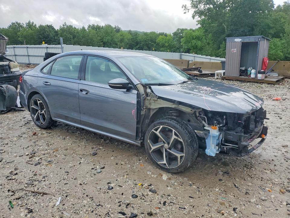 Продажа на аукционе авто 2020 Volkswagen Passat, vin: 1VWMA7A35LC011270, номер лота: 62435286