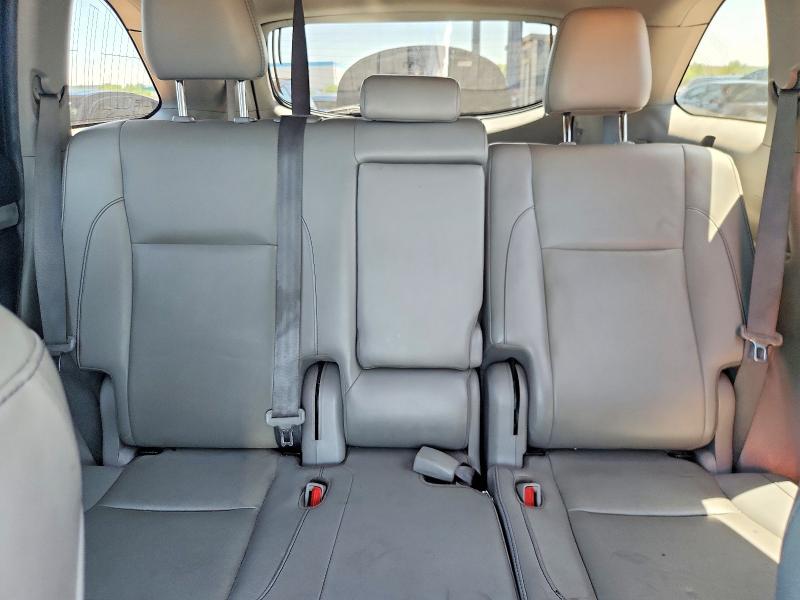 2019 Toyota Highlander მანქანა იყიდება აუქციონზე, vin: 5TDKZRFH4KS559213, აუქციონის ნომერი: 60185926