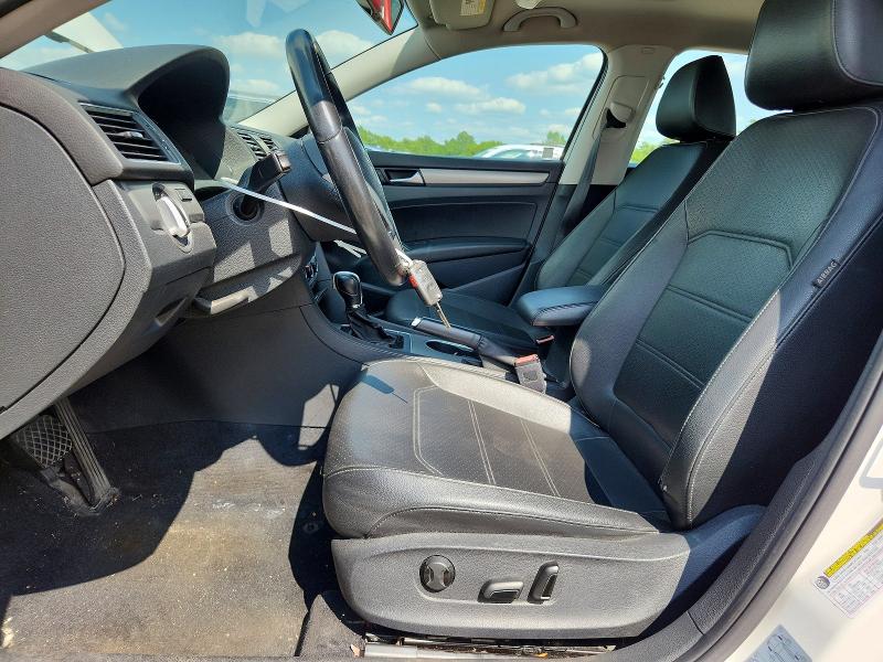 62324346 :رقم المزاد ، 1VWBS7A33EC053041 vin ، 2014 Volkswagen Passat مزاد بيع