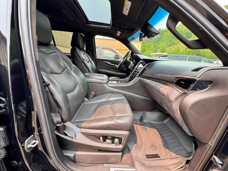 Продаж на аукціоні авто 2018 Cadillac Escalade, vin: 1GYS4KKJ3JR396298, номер лоту: 62457876