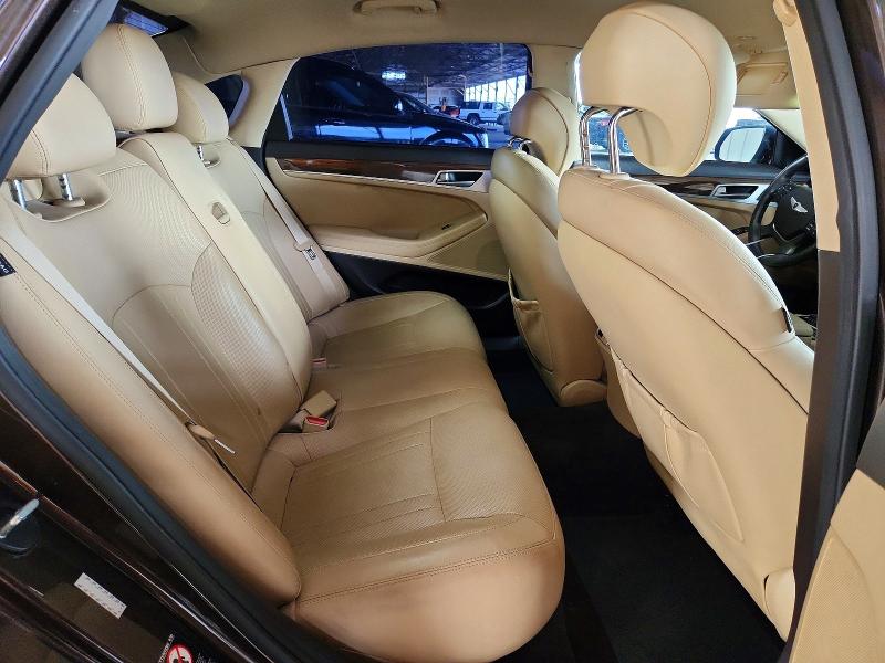 Продаж на аукціоні авто 2015 Hyundai Genesis, vin: KMHGN4JE3FU083583, номер лоту: 61894826
