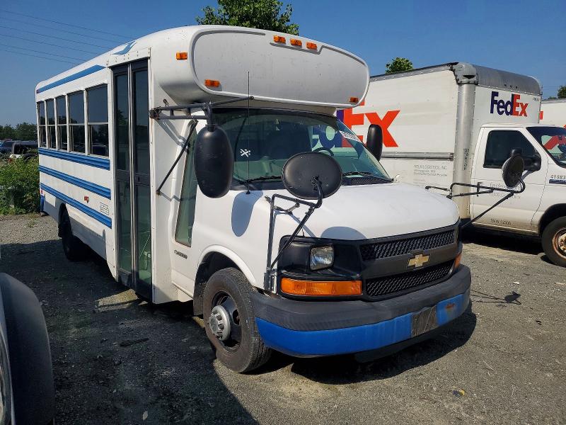 59723526 :رقم المزاد ، 1GBJG31U151181246 vin ، 2005 Chev Express Ca مزاد بيع