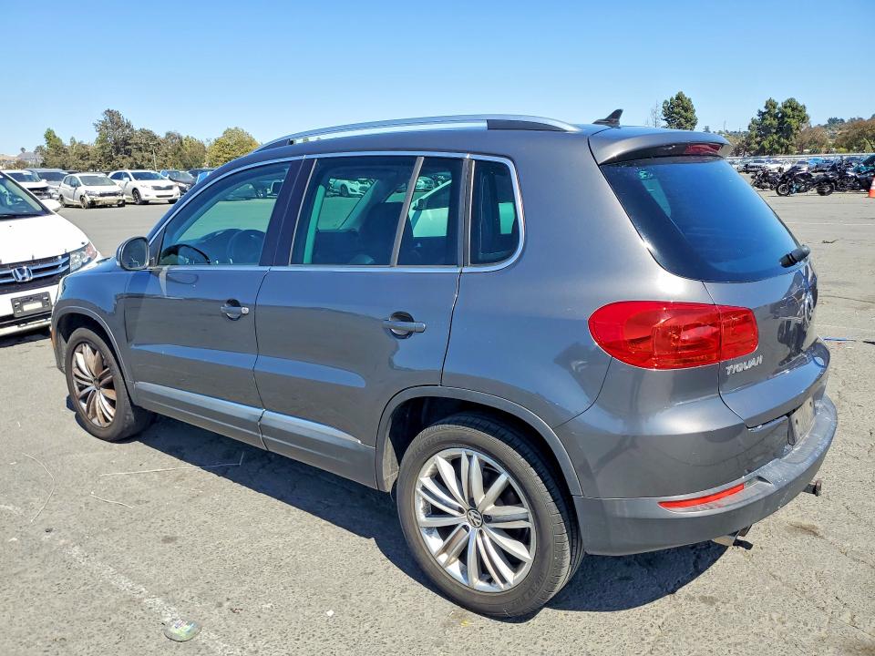 Продажа на аукционе авто 2013 Volkswagen Tiguan, vin: WVGAV7AX1DW547741, номер лота: 61067466