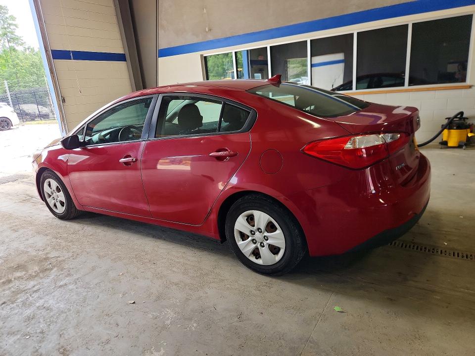 2015 Kia Forte მანქანა იყიდება აუქციონზე, vin: KNAFX4A62F5367796, აუქციონის ნომერი: 62533606