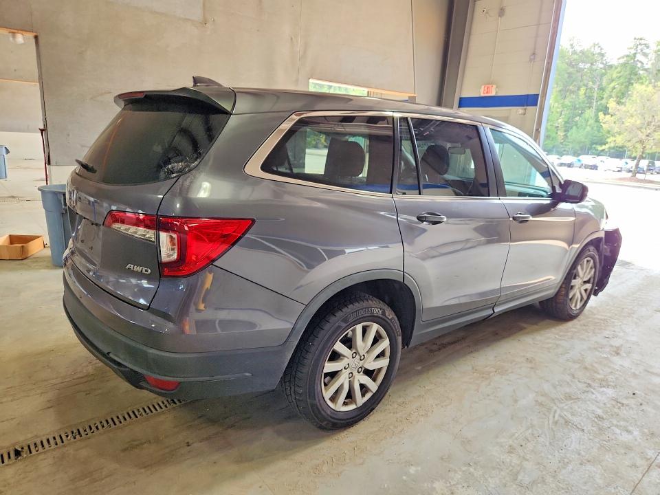 60713486 :رقم المزاد ، 5FNYF6H10KB007777 vin ، 2019 Honda Pilot مزاد بيع