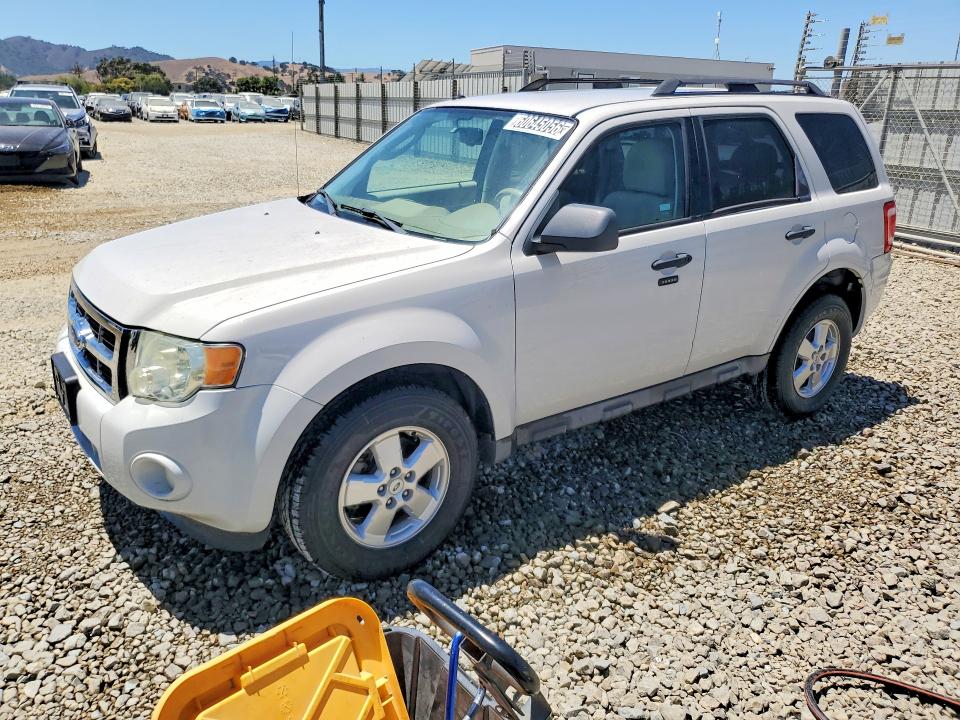 60645056 :رقم المزاد ، 1FMCU03G19KA94980 vin ، 2009 Ford Escape مزاد بيع