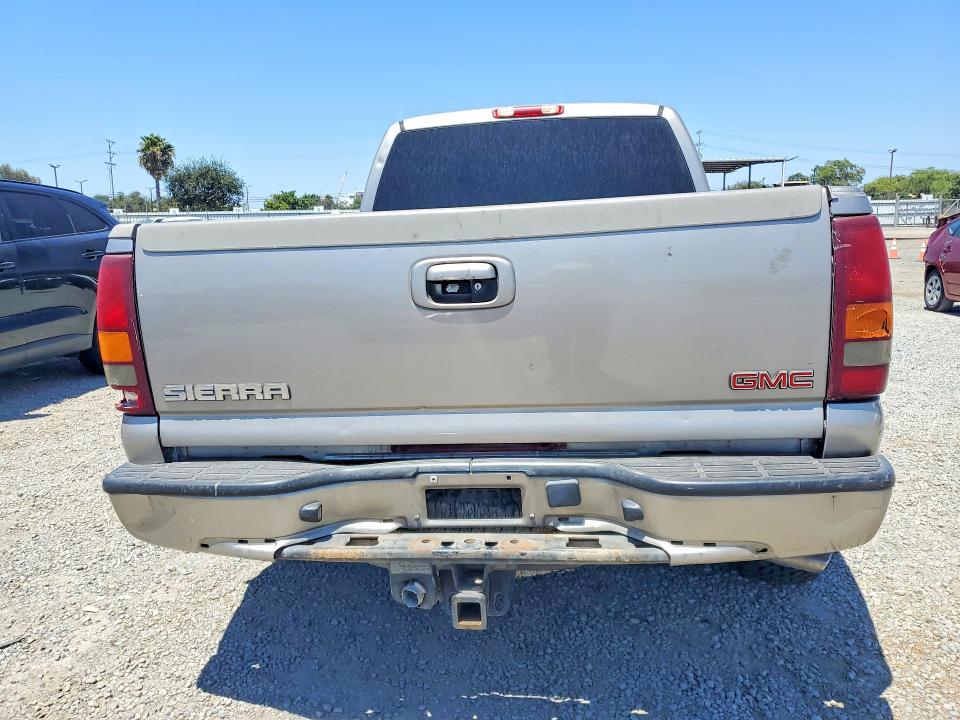 2002 Gmc Sierra მანქანა იყიდება აუქციონზე, vin: 2GTFK69U721321277, აუქციონის ნომერი: 63251106