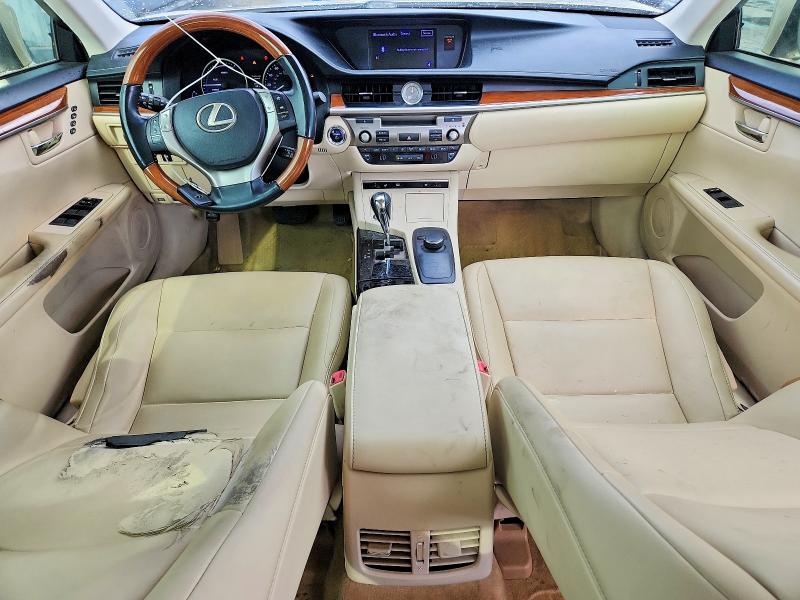 61851826 :رقم المزاد ، JTHBW1GG4D2003265 vin ، 2013 Lexus Es مزاد بيع