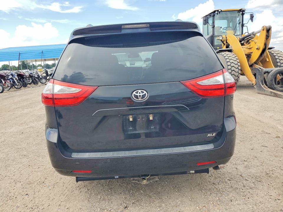 2015 Toyota Sienna მანქანა იყიდება აუქციონზე, vin: 5TDYK3DC7FS597317, აუქციონის ნომერი: 59835916