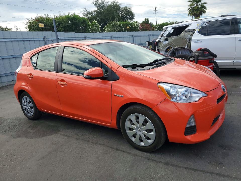 Продаж на аукціоні авто 2013 Toyota Prius C, vin: JTDKDTB36D1038340, номер лоту: 61865846