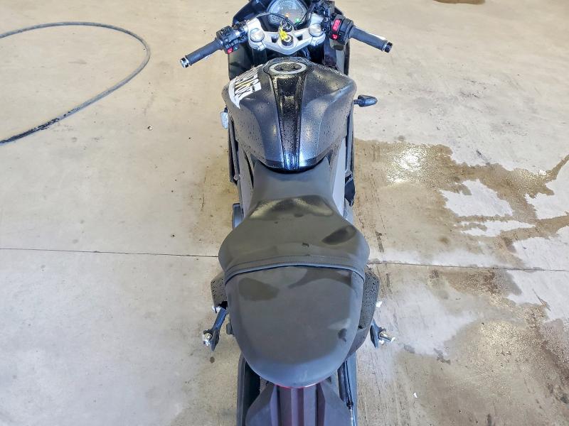 55110976 :رقم المزاد ، SMTL23UF6STBU7971 vin ، 2025 Triumph Motorcycle Daytona مزاد بيع