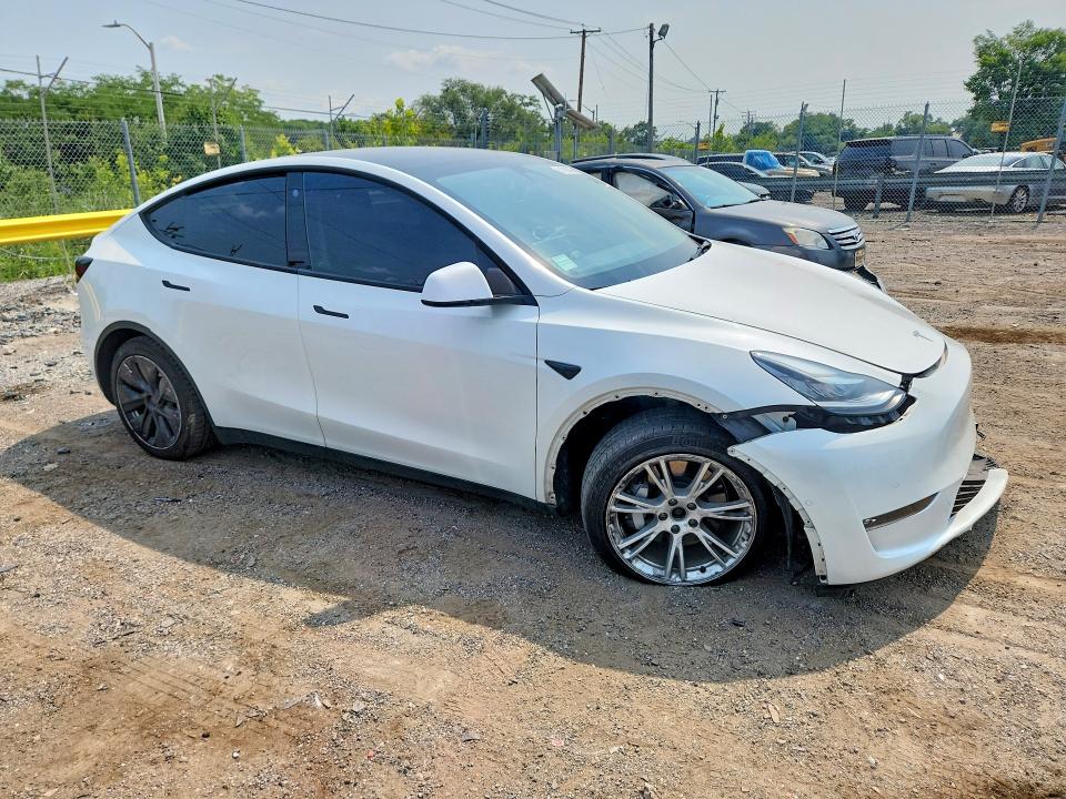 61936016 :رقم المزاد ، 5YJYGDEE9MF145202 vin ، 2021 Tesla Model Y مزاد بيع