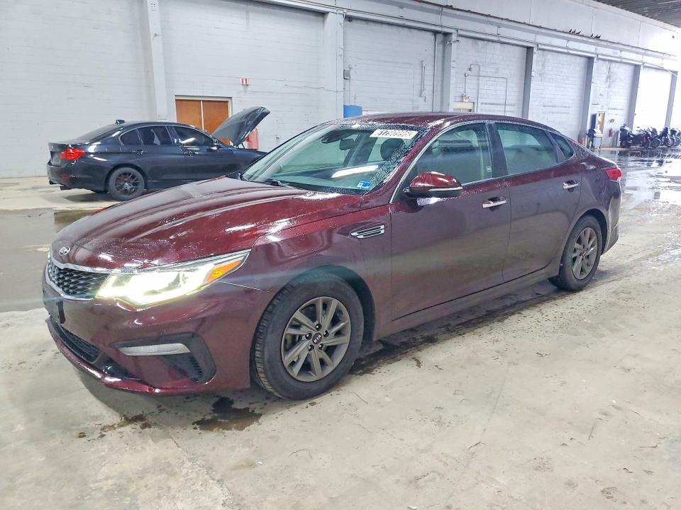 2020 Kia Optima მანქანა იყიდება აუქციონზე, vin: 5XXGT4L36LG440424, აუქციონის ნომერი: 61790996