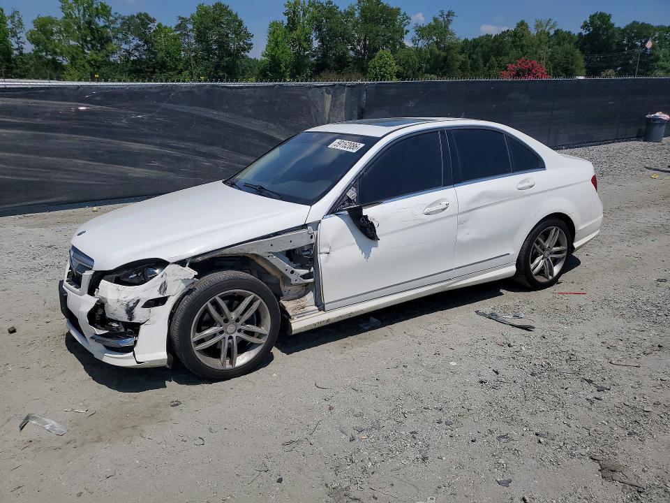 59162086 :رقم المزاد ، WDDGF4HB1DR246797 vin ، 2013 Mercedes-benz C مزاد بيع