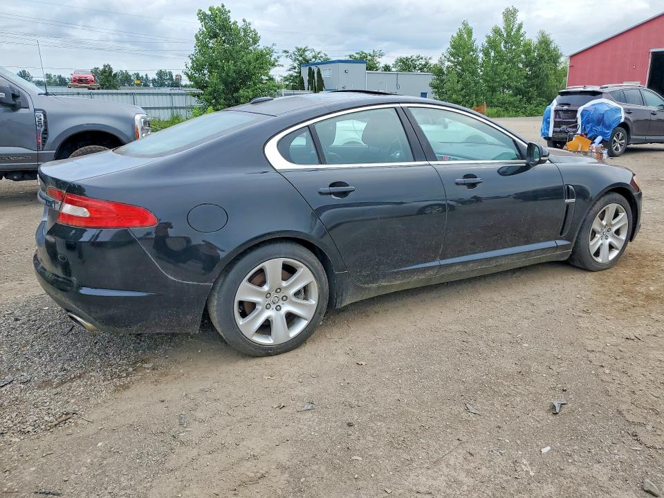 60133606 :رقم المزاد ، SAJXA0FB2BLR99180 vin ، 2011 Jaguar Xf مزاد بيع