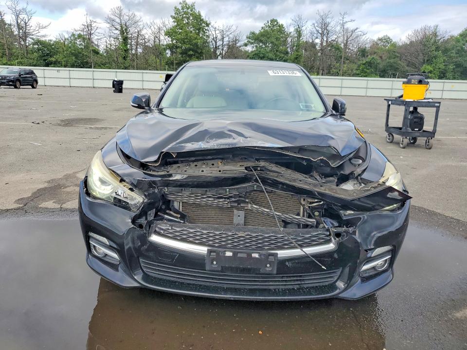 63131336 :رقم المزاد ، JN1BV7AR3FM401451 vin ، 2015 Infiniti Q50 مزاد بيع