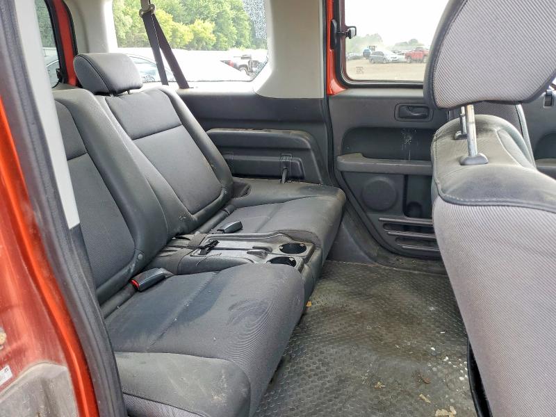 61664526 :رقم المزاد ، 5J6YH28605L032365 vin ، 2005 Honda Element مزاد بيع