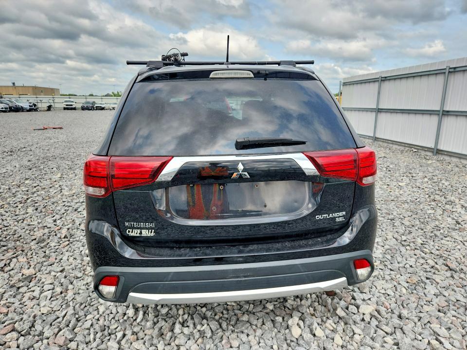 60469686 :رقم المزاد ، JA4AD3A32GZ011259 vin ، 2016 Mitsubishi Outlander مزاد بيع