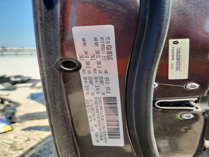 2015 Jeep Compass მანქანა იყიდება აუქციონზე, vin: 1C4NJDEBXFD371043, აუქციონის ნომერი: 61412576
