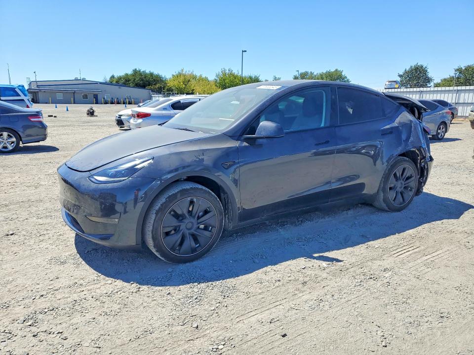 61633346 :رقم المزاد ، 7SAYGDEE1SF281758 vin ، 2025 Tesla Model Y مزاد بيع