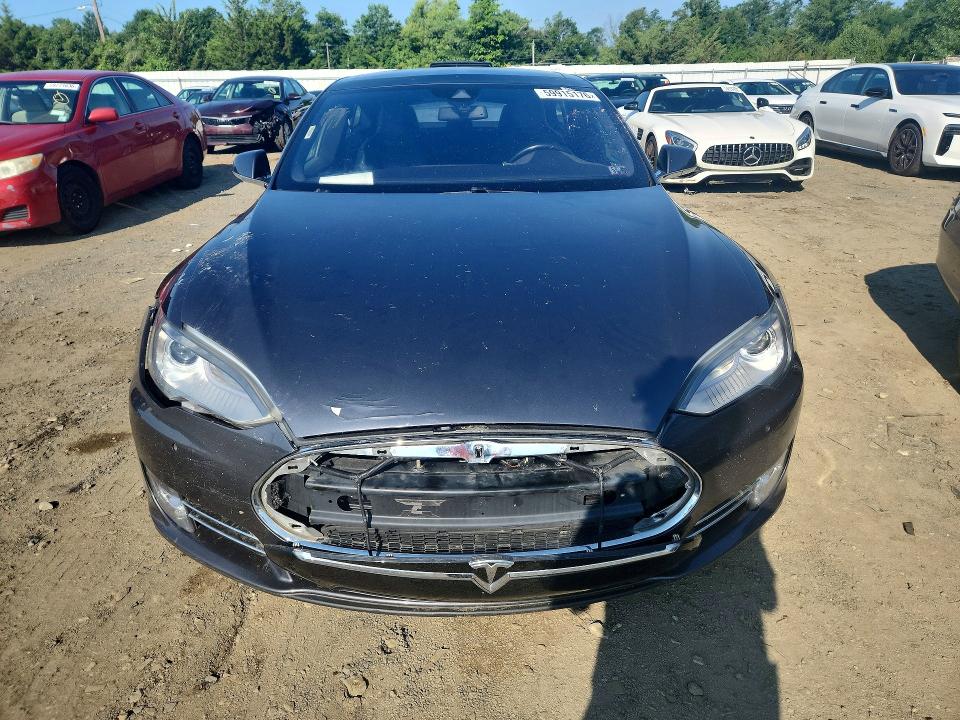 Продажа на аукционе авто 2016 Tesla Model S, vin: 5YJSA1E13GF131125, номер лота: 59915176