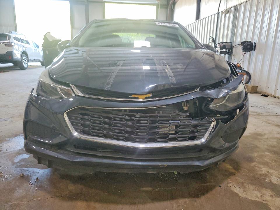 2018 Chevrolet Cruze მანქანა იყიდება აუქციონზე, vin: 1G1BE5SM1J7143631, აუქციონის ნომერი: 63180106