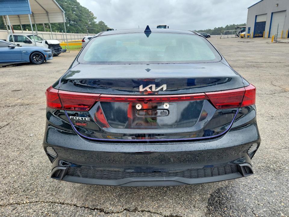 62161176 :رقم المزاد ، 3KPF24AD2RE783565 vin ، 2024 Kia Forte مزاد بيع