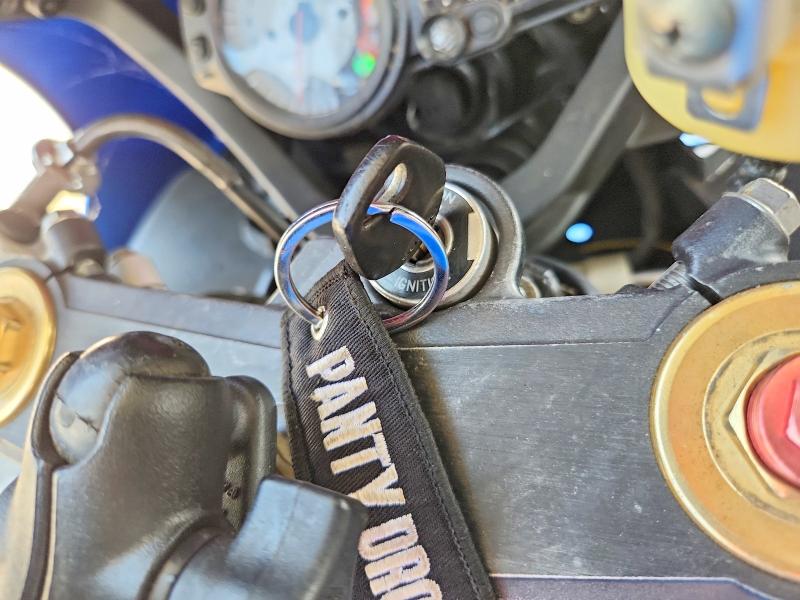 Продаж на аукціоні авто 2003 Suzuki Gsx-r1000, vin: JS1GT75AX32109732, номер лоту: 60553476