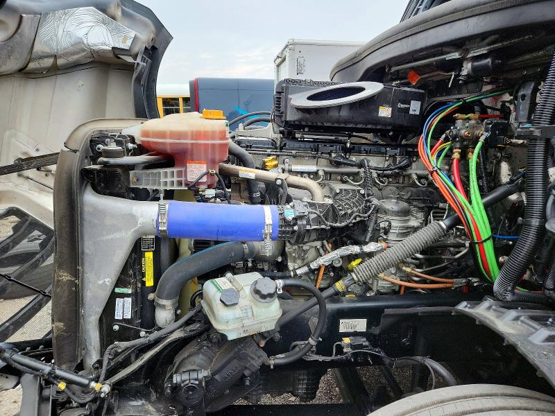 Продажа на аукционе авто 2026 Freightliner Cascadia 126, vin: 3AKJHHDR2TSWS0272, номер лота: 61211046