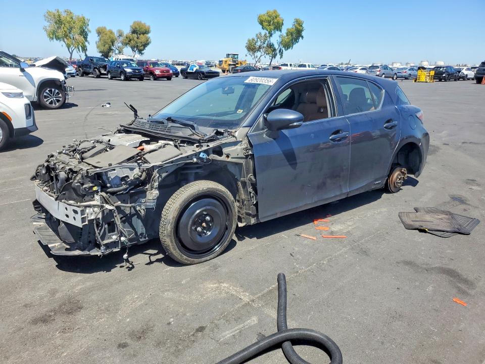 2011 Lexus Ct მანქანა იყიდება აუქციონზე, vin: JTHKD5BHXB2028973, აუქციონის ნომერი: 60920356