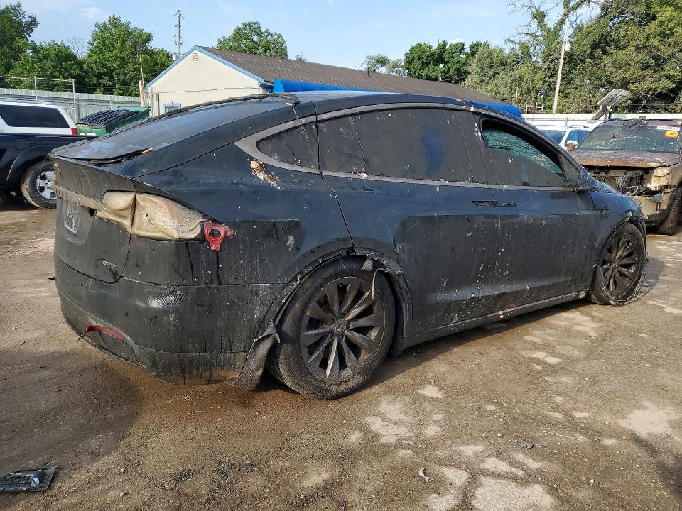 Продажа на аукционе авто 2017 Tesla Model X, vin: 5YJXCBE22HF069524, номер лота: 61332856