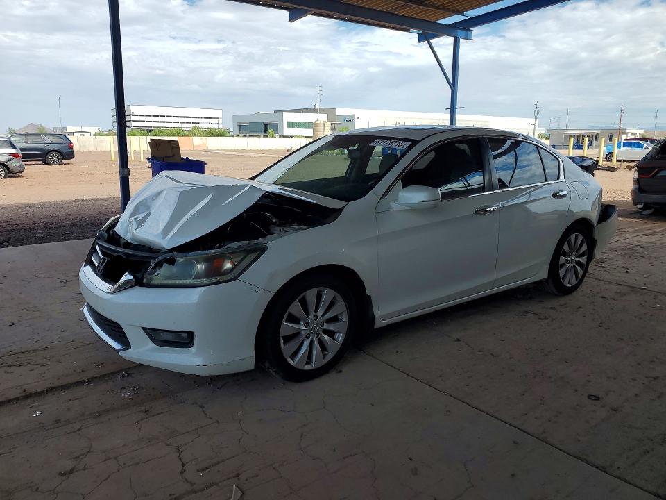 2015 Honda Accord მანქანა იყიდება აუქციონზე, vin: 1HGCR2F81FA155530, აუქციონის ნომერი: 61176716