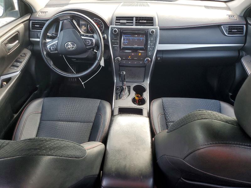 61993986 :رقم المزاد ، 4T1BF1FK9FU087481 vin ، 2015 Toyota Camry مزاد بيع