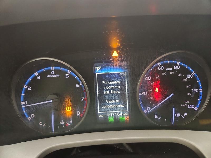 Продаж на аукціоні авто 2018 Toyota Rav4, vin: 2T3RFREV3JW855500, номер лоту: 58407336