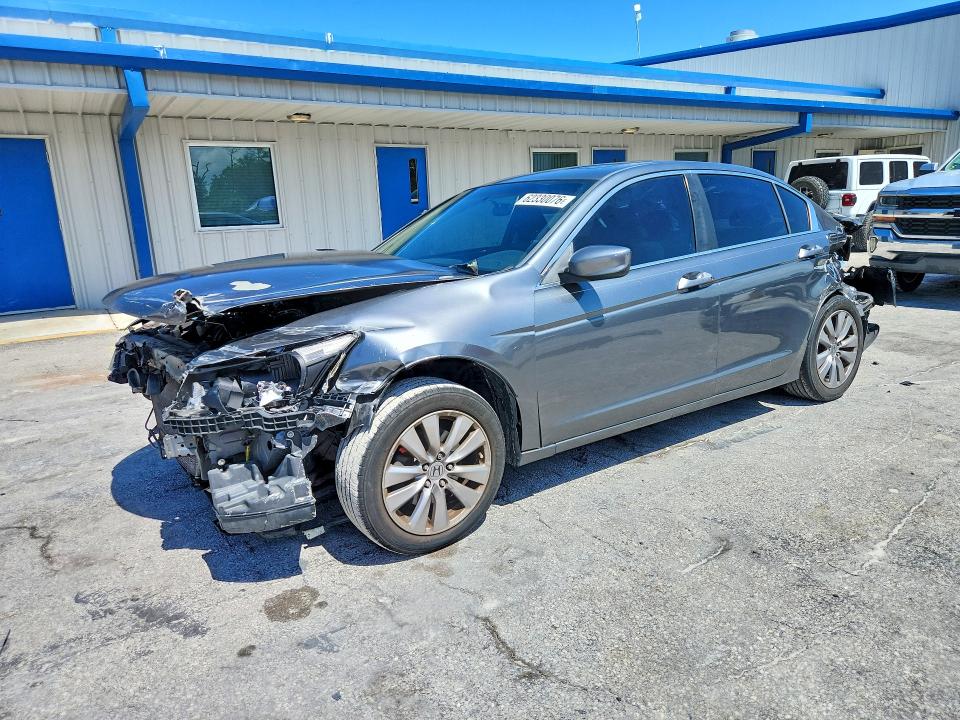 62330076 :رقم المزاد ، 1HGCP2F7XCA029708 vin ، 2012 Honda Accord مزاد بيع
