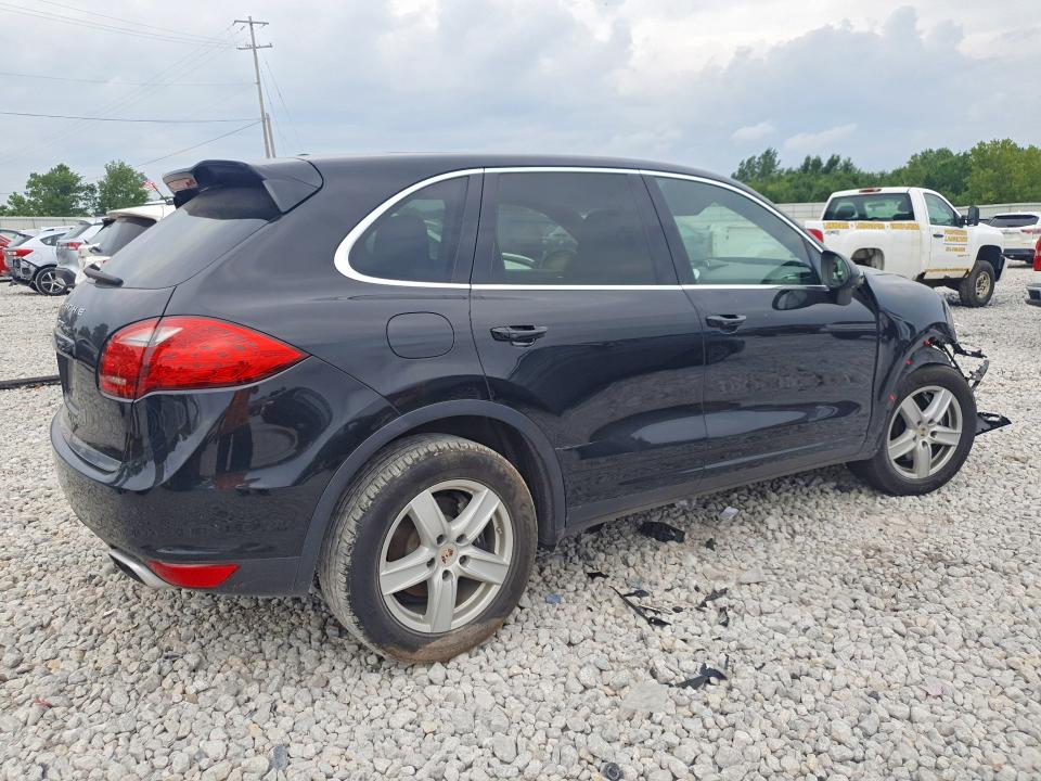 60429636 :رقم المزاد ، WP1AF2A27DLA21834 vin ، 2013 Porsche Cayenne مزاد بيع