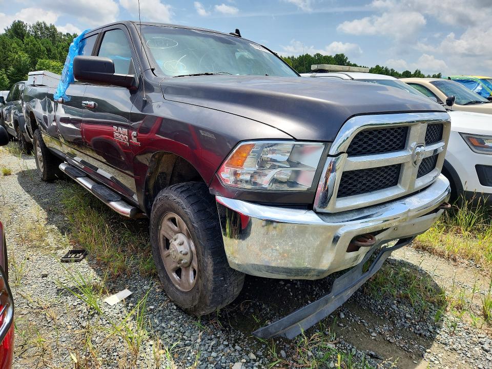 61920856 :رقم المزاد ، 3C6UR5JL0EG191412 vin ، 2014 Ram 2500 مزاد بيع